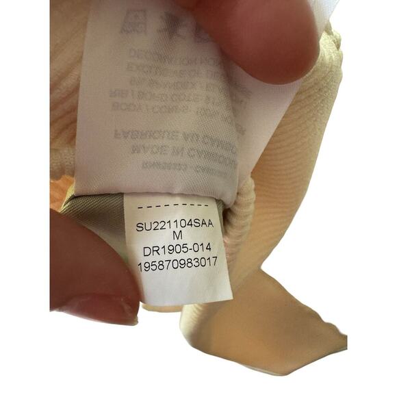 Air Jordan Flight Women’s Track Jacket DR1905-014 Mesh Back Size M Retail $150 - Picture 9 of 10